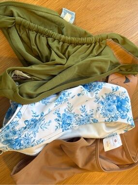 Target Bikini Bottom Bundle Sz Large/XL